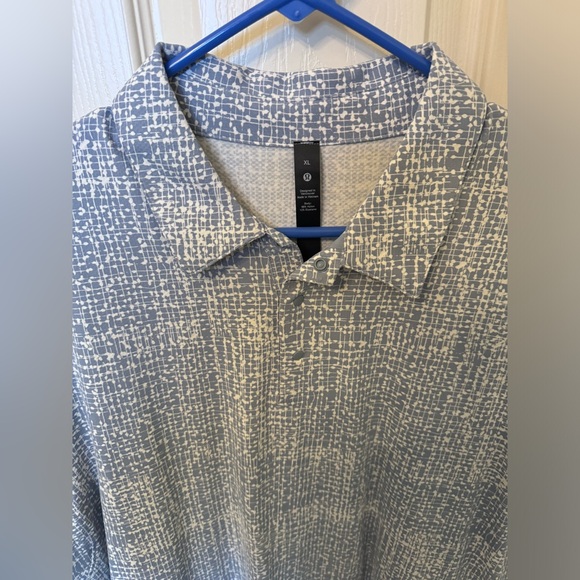 Brand new lululemon short sleeve polo XL - Picture 4 of 6